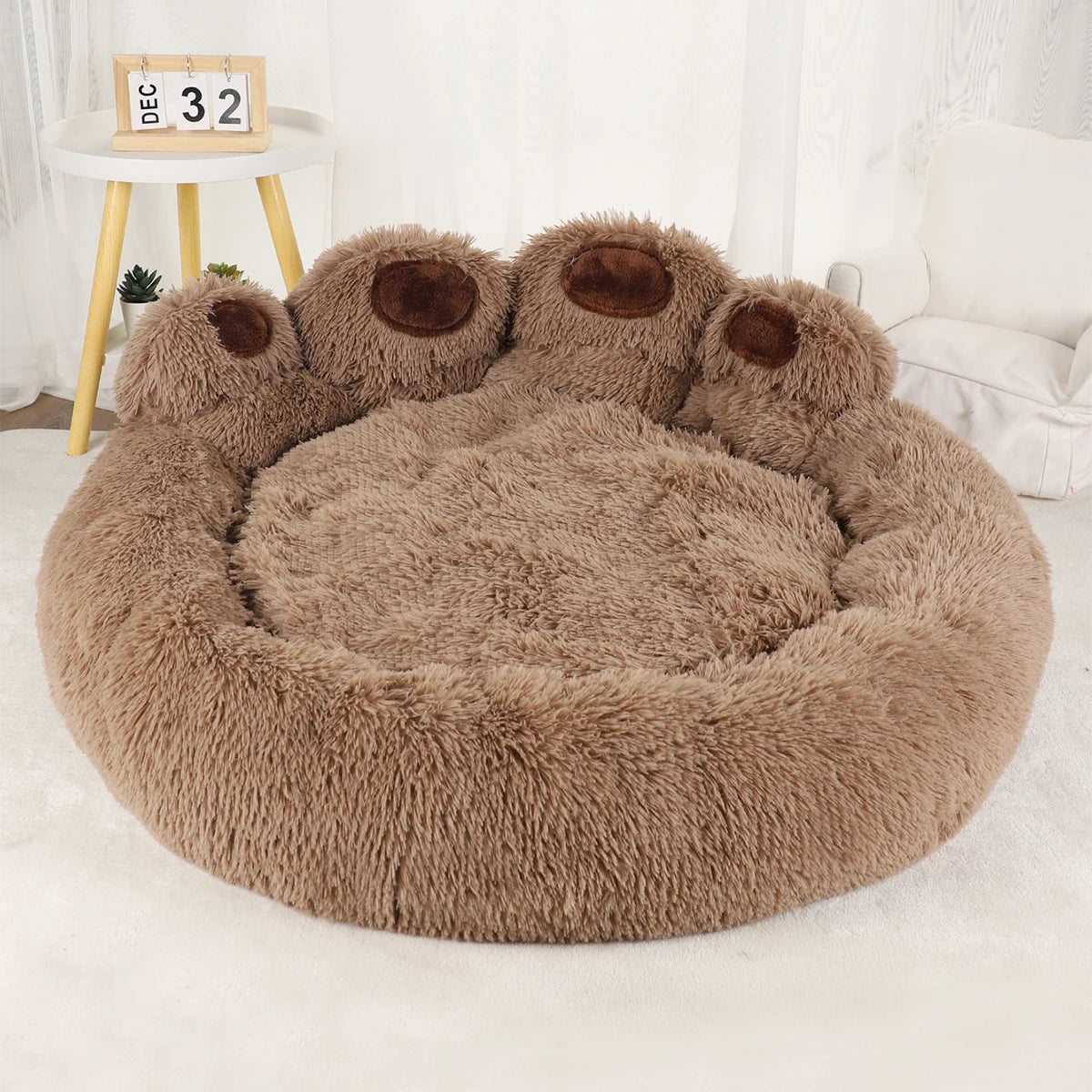 🐾 Giant Paw-Shaped Plush Dog Bed – Fluffy Sofa Kennel for Dogs & Cats - Zoomed Image 8