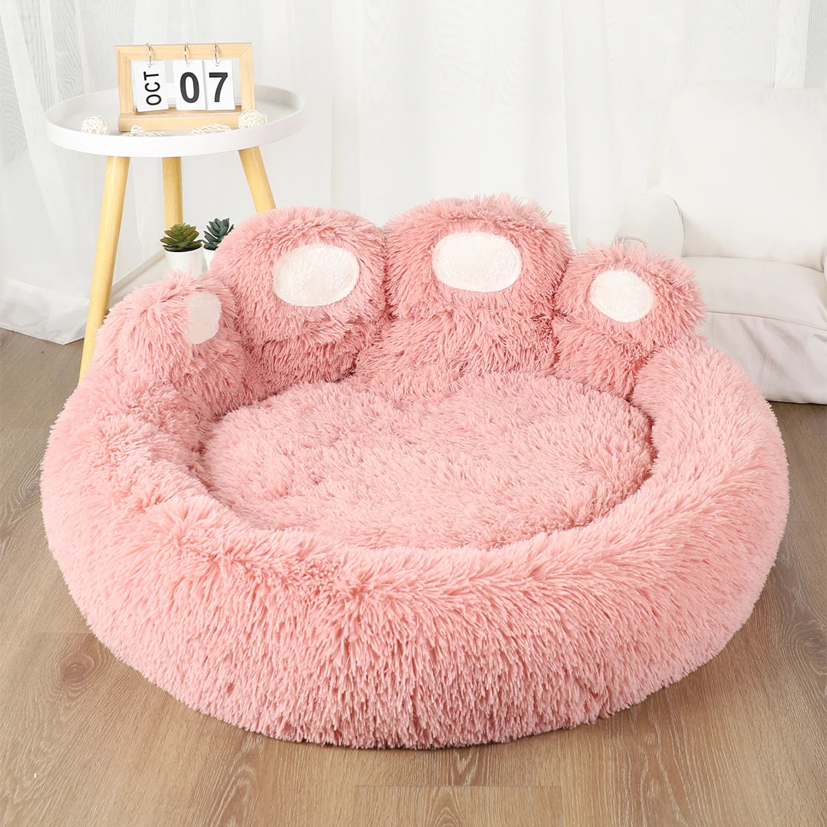 🐾 Giant Paw-Shaped Plush Dog Bed – Fluffy Sofa Kennel for Dogs & Cats - Zoomed Image 9